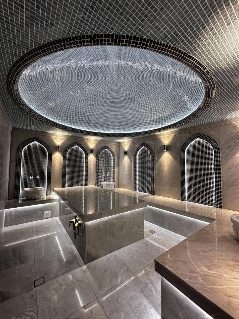 Ziyorat Luxury Hotel Ferghana Extérieur photo