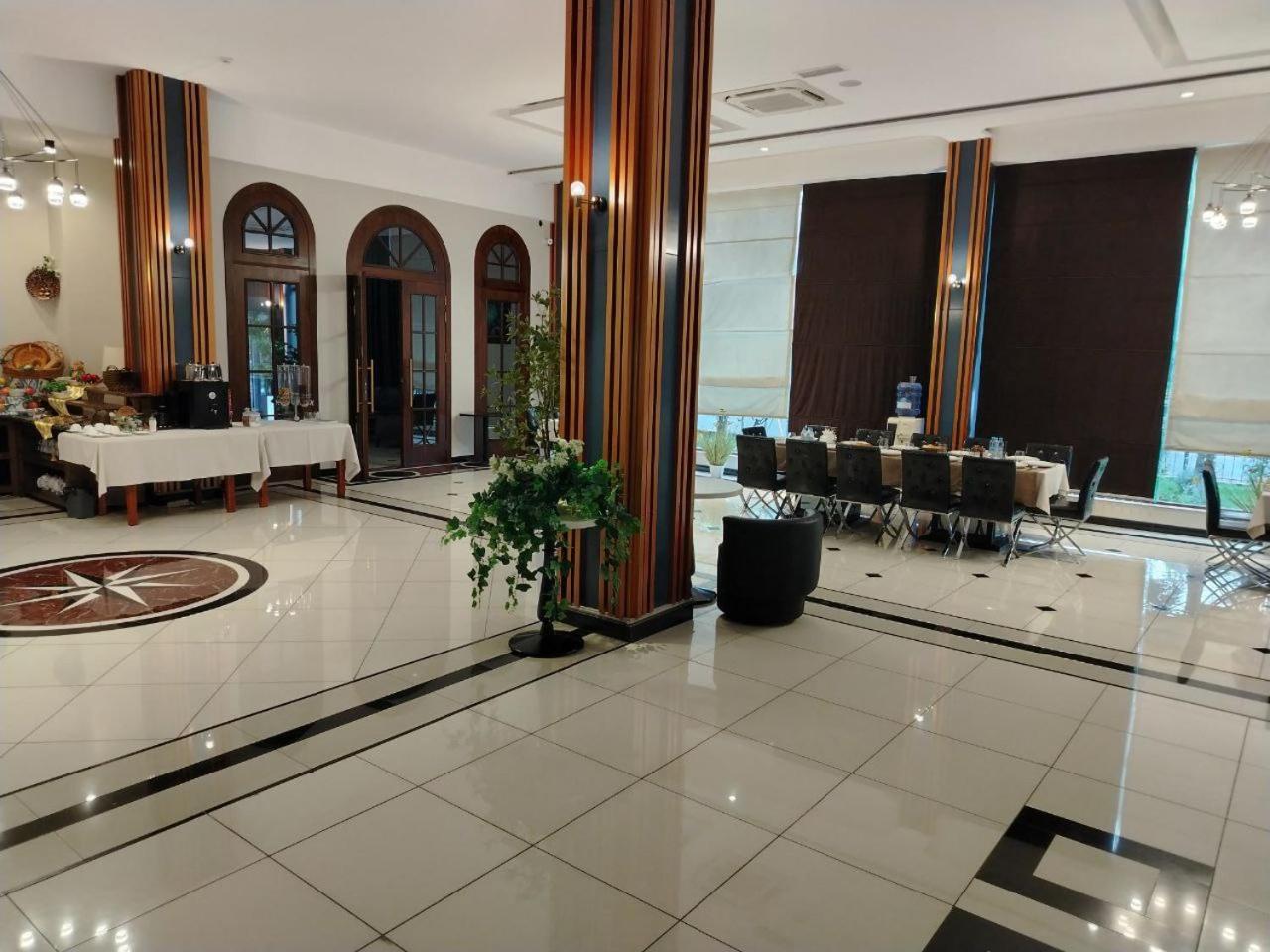 Ziyorat Luxury Hotel Ferghana Extérieur photo