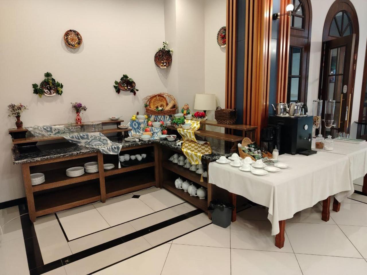 Ziyorat Luxury Hotel Ferghana Extérieur photo