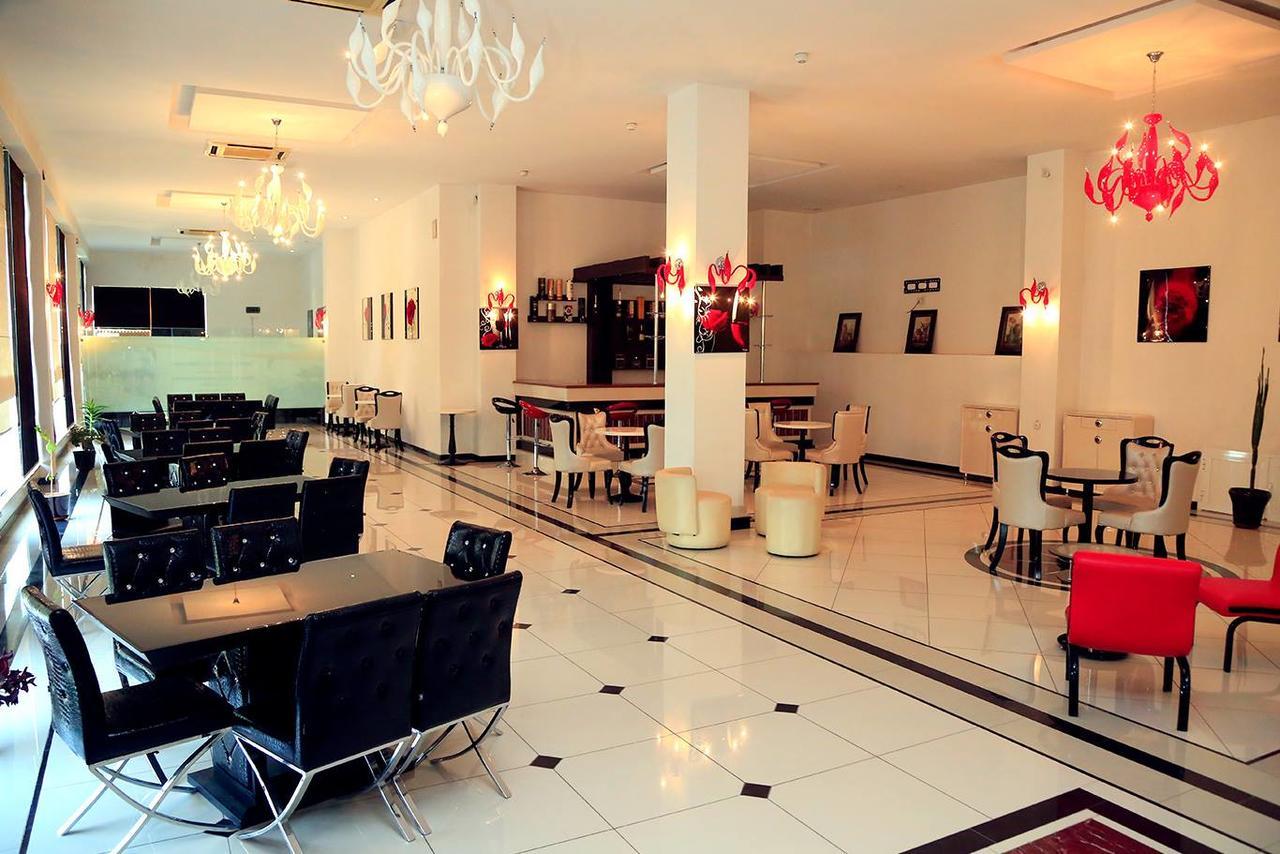 Ziyorat Luxury Hotel Ferghana Extérieur photo